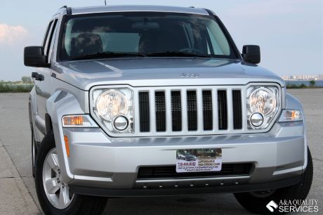 2010 JEEP LIBERTY SPORT 4WD LIKE NEW 